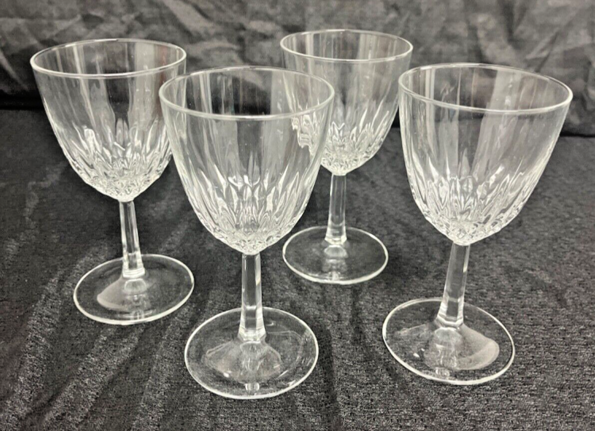 Luminary crystal wine glasses 4 pc 