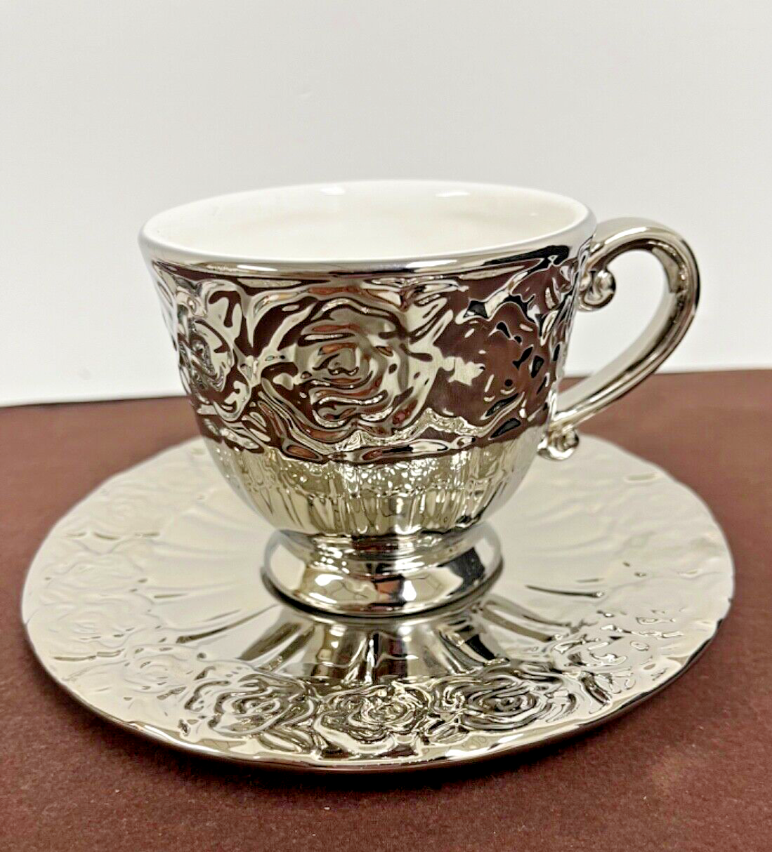 Decorative Silver Tea Cups And Plates