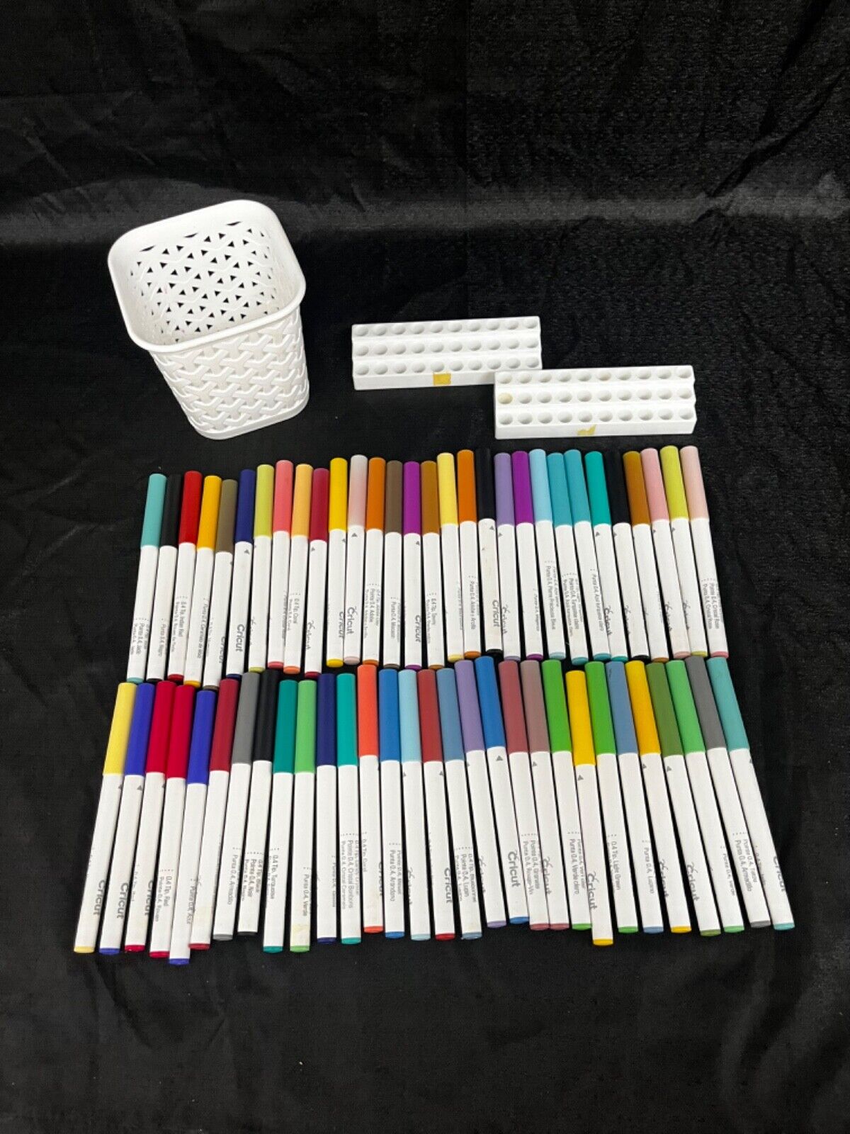 Cricket fine point pens with storage