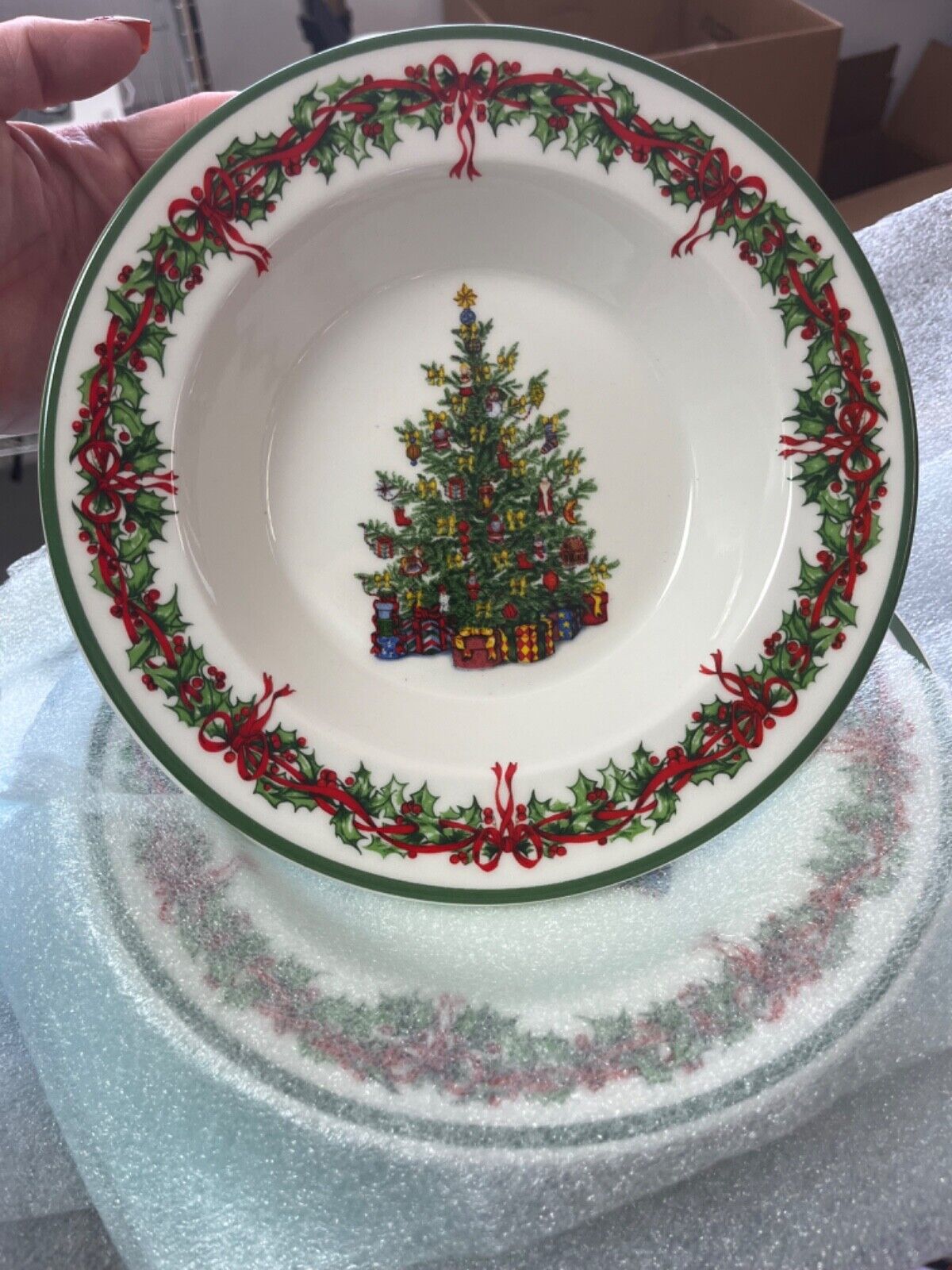 tradition holiday celebration plates 6x