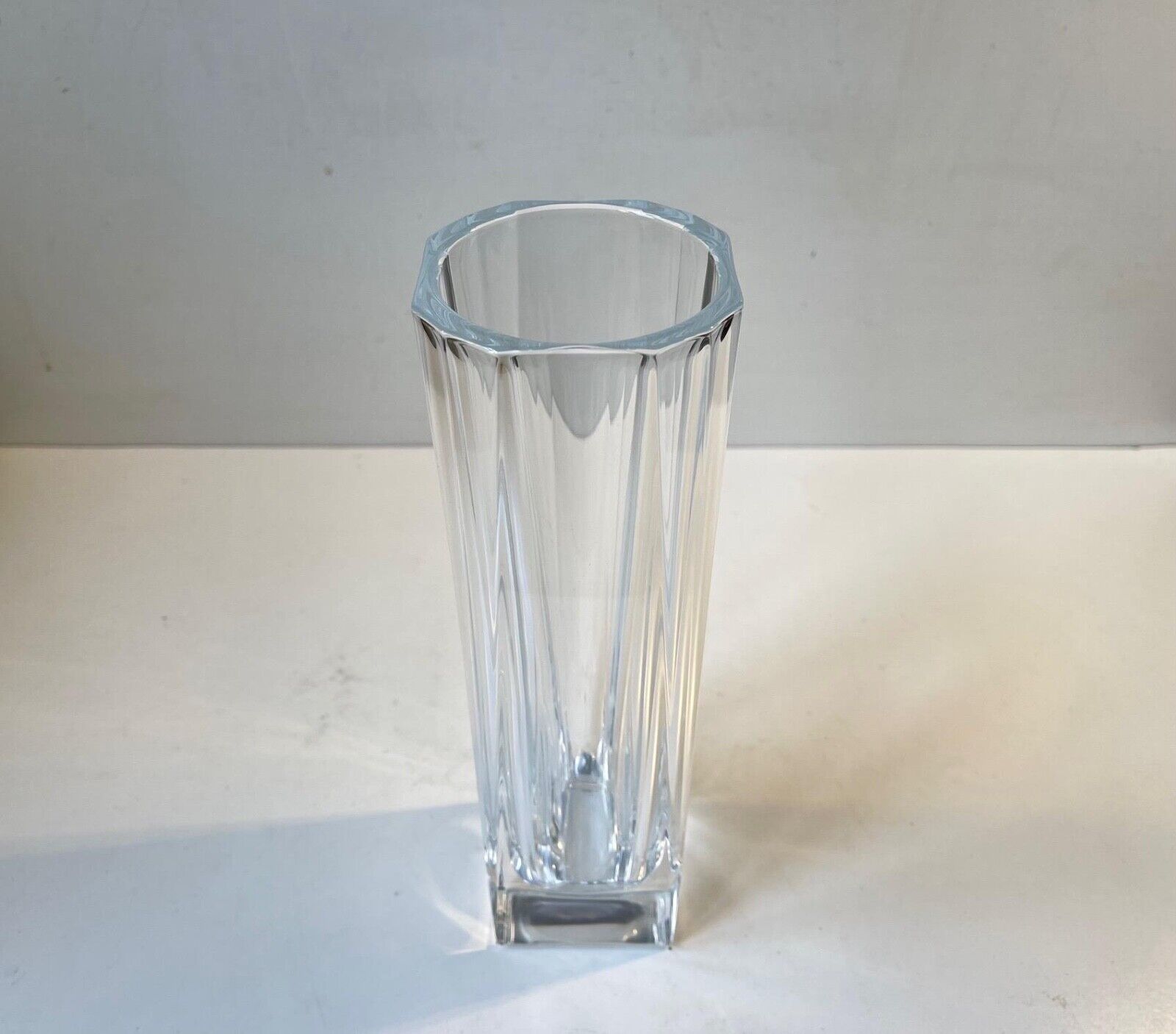 French Art Deco Cut Crystal Vase in the style of Daum, 1930s