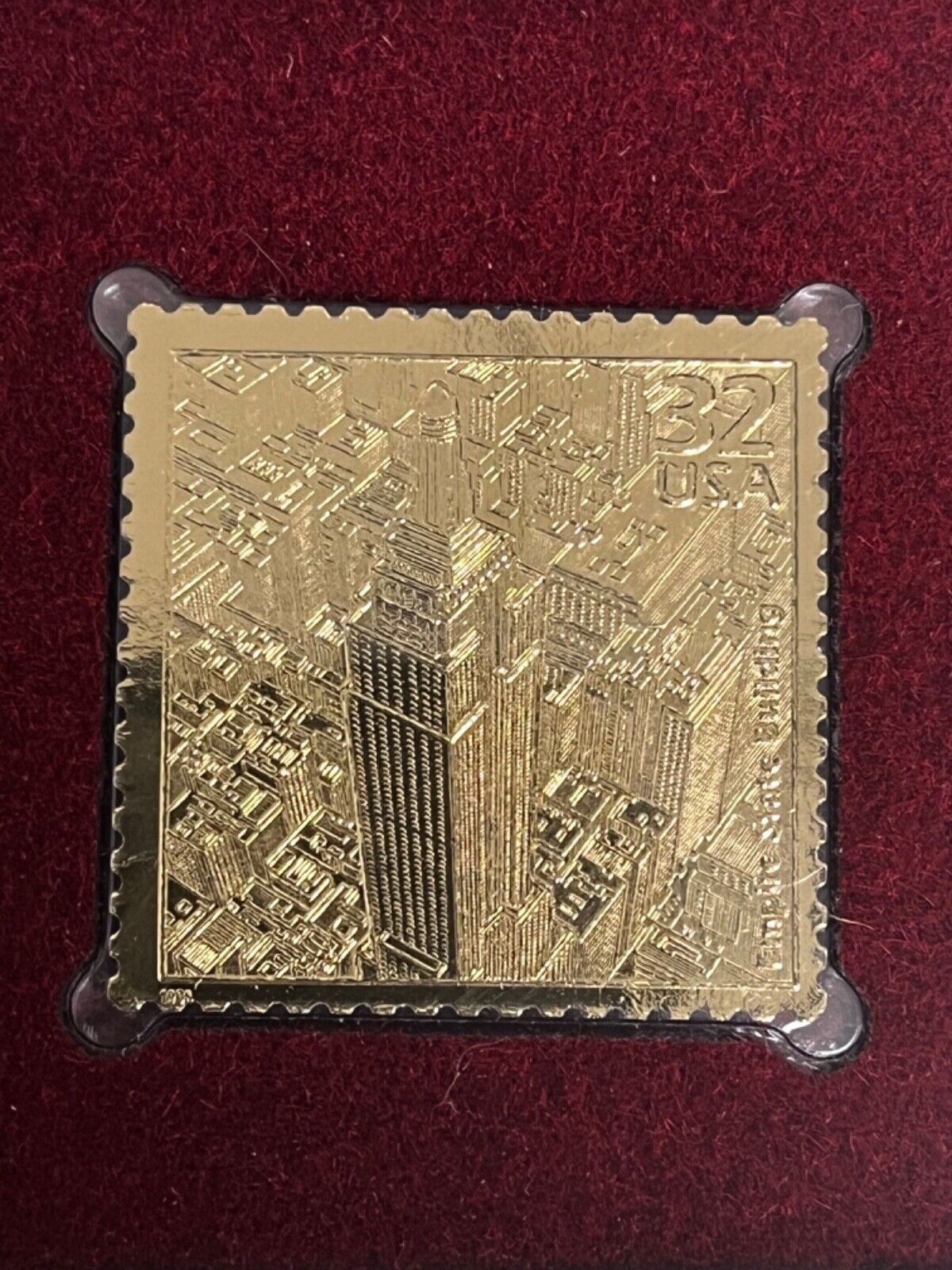 22 karat gold stamp Empire State Building Brand new 