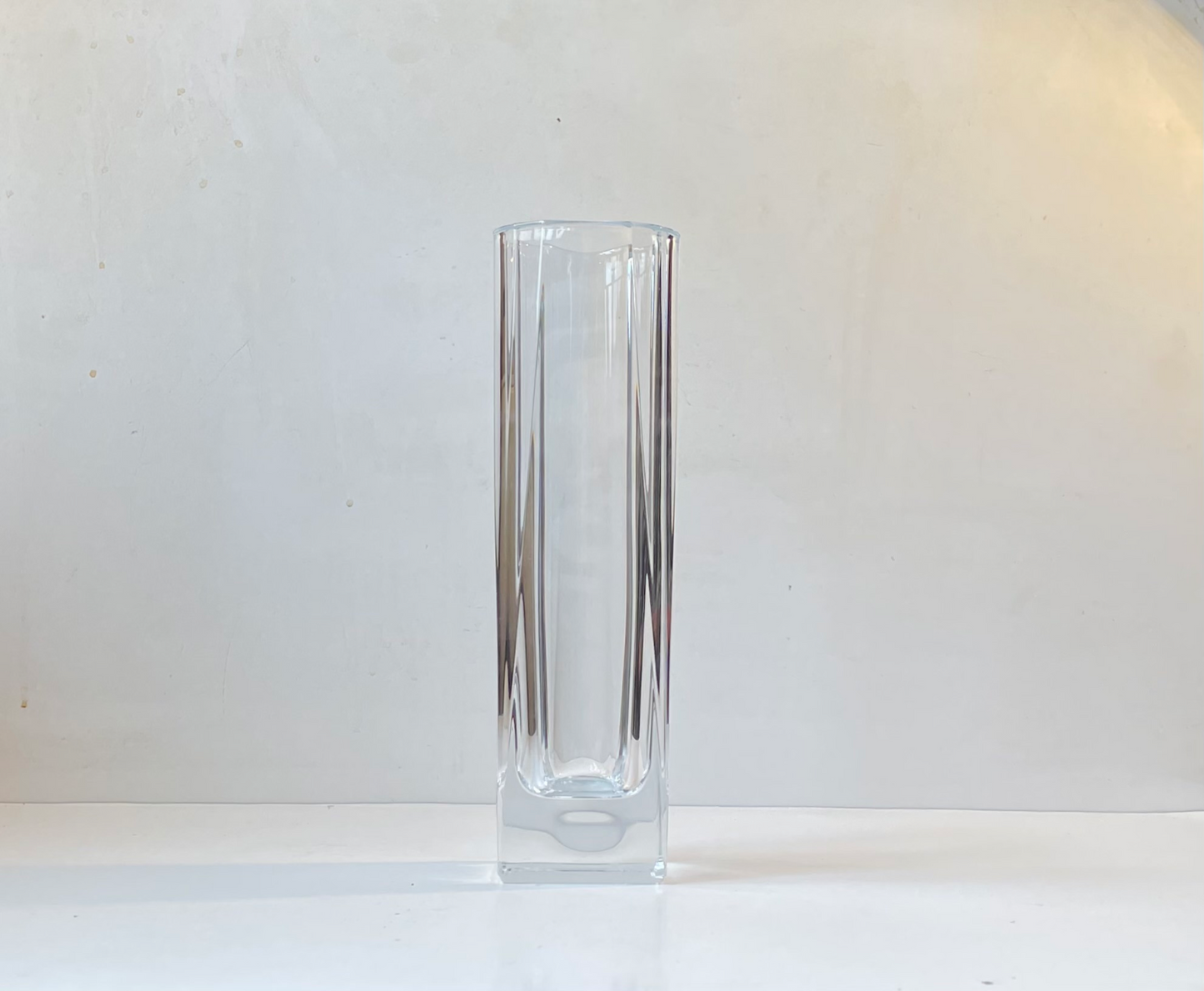 French Art Deco Cut Crystal Vase in the style of Daum, 1930s