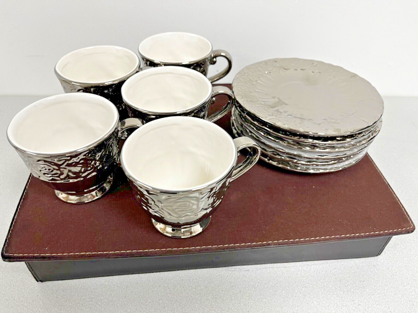 Decorative Silver Tea Cups And Plates