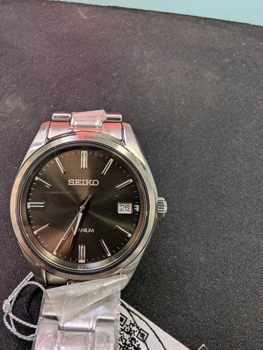 mens Titanium seiko watch